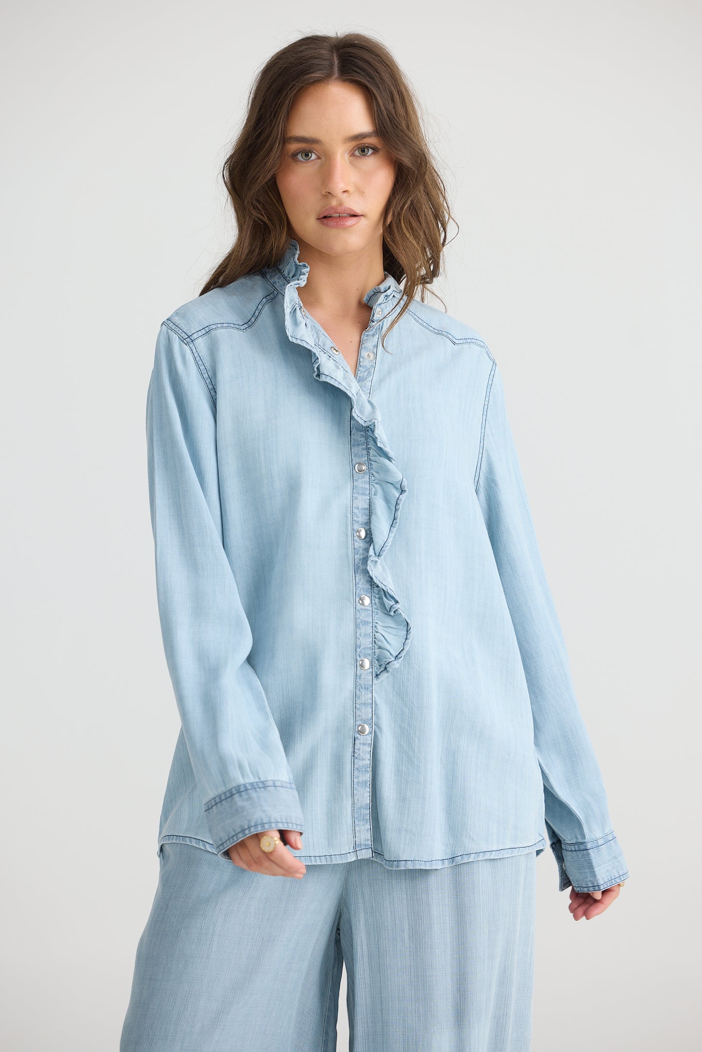 Pedro Shirt - Light Wash Denim