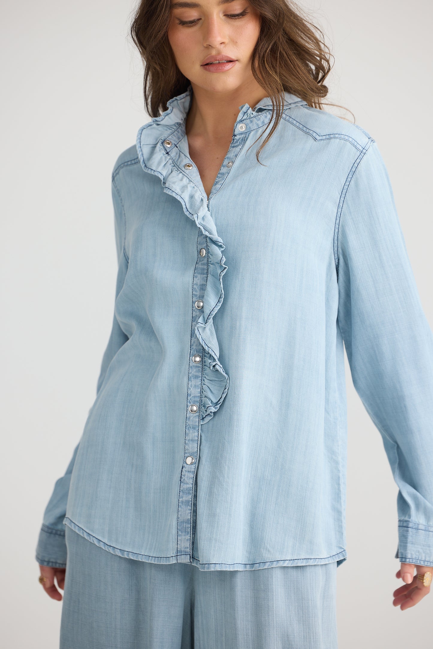 Pedro Shirt - Light Wash Denim