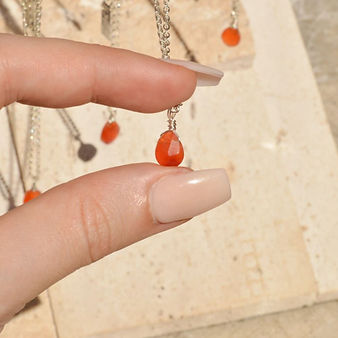 Carnelian Droplet Silver 14" Choker - Botanical H2o