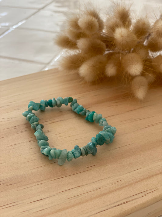 Amazonite Crystal Chip Bracelet | Botanical H2O