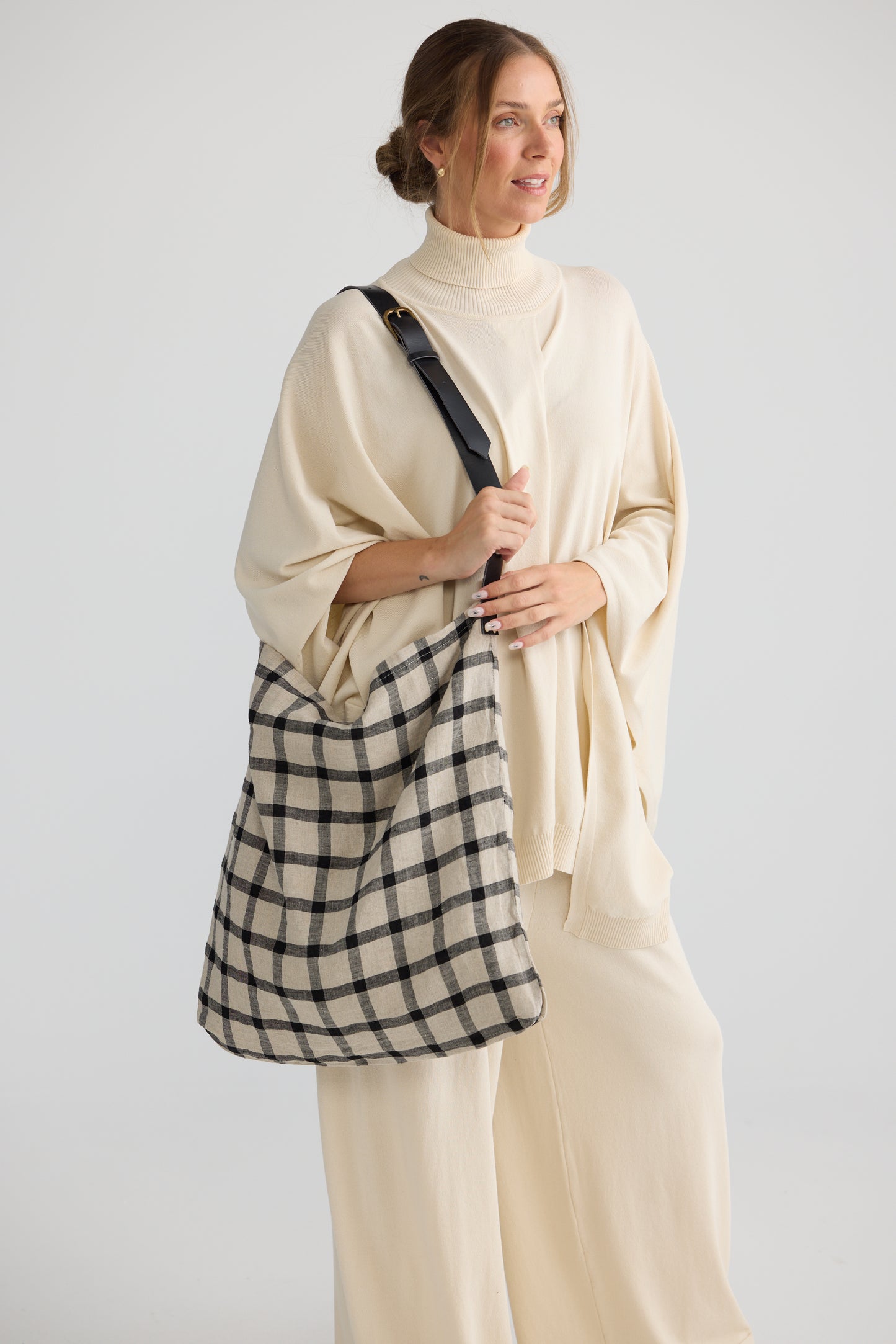 Julien Bag - Natural and Black